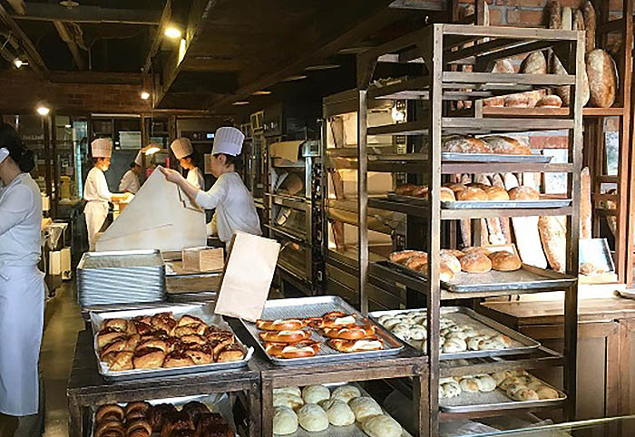 연희동 빵집 '폴앤폴리나'