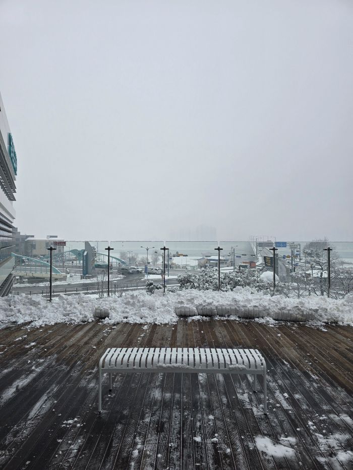 양평도서관-3층테라스-강뷰