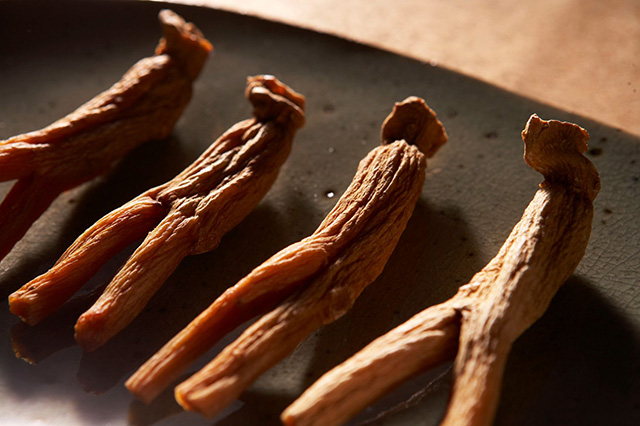 잘 만든 6년근 홍삼입니다