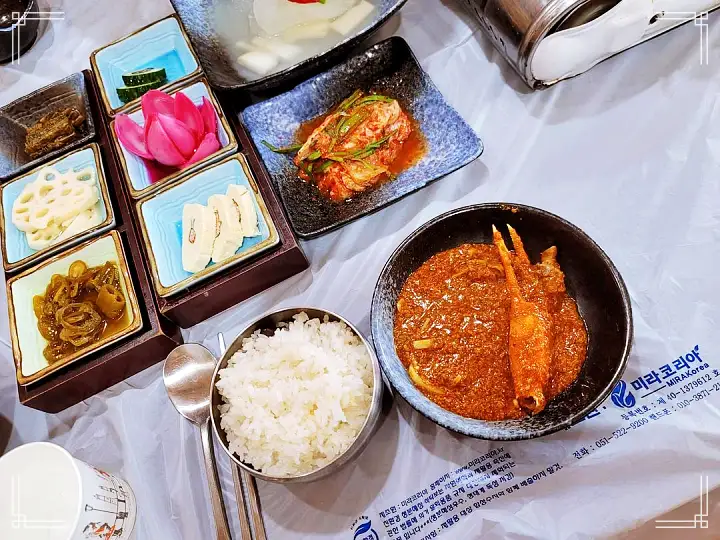 백반기행 붉은대게 문희경 편 대게 게짜박이 게살 돌솥 비빔밥 비빔만두 누룽지밥 솥밥 울진 맛집 소개