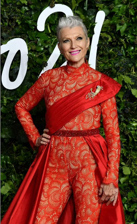 "우리 엄마야!" VIDEO: What a meme lord @elonmusk is. Keep doing you, Elon