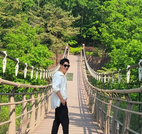 지석진 방송 유튜브 활동 리프팅