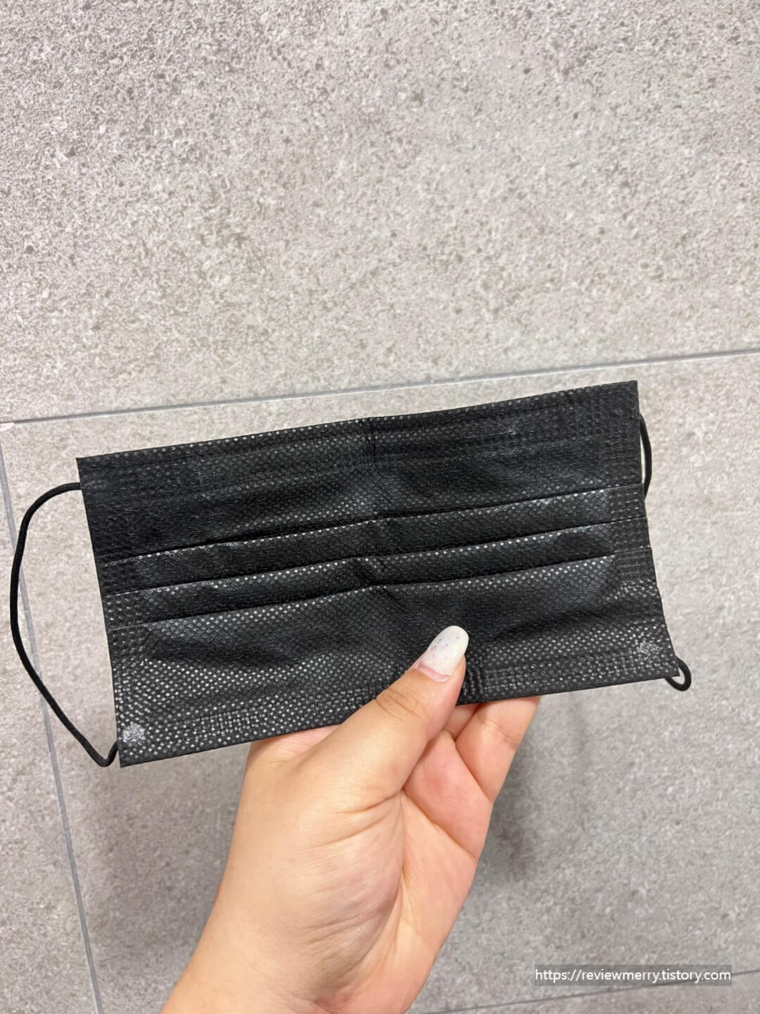 6시간 후 마스크 묻어남 사진