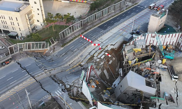 A collapse accident occurs at the Sinansan Line construction site in Iljik-dong, Gwangmyeong City, on the 11th. The photo shows the site of the accident. /Courtesy of Yonhap News Agency