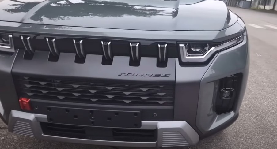 [신차구매추천] 가성비 좋은 SUV 실물이 멋진 토레스 가격표, 연비, 실내, 사전예약