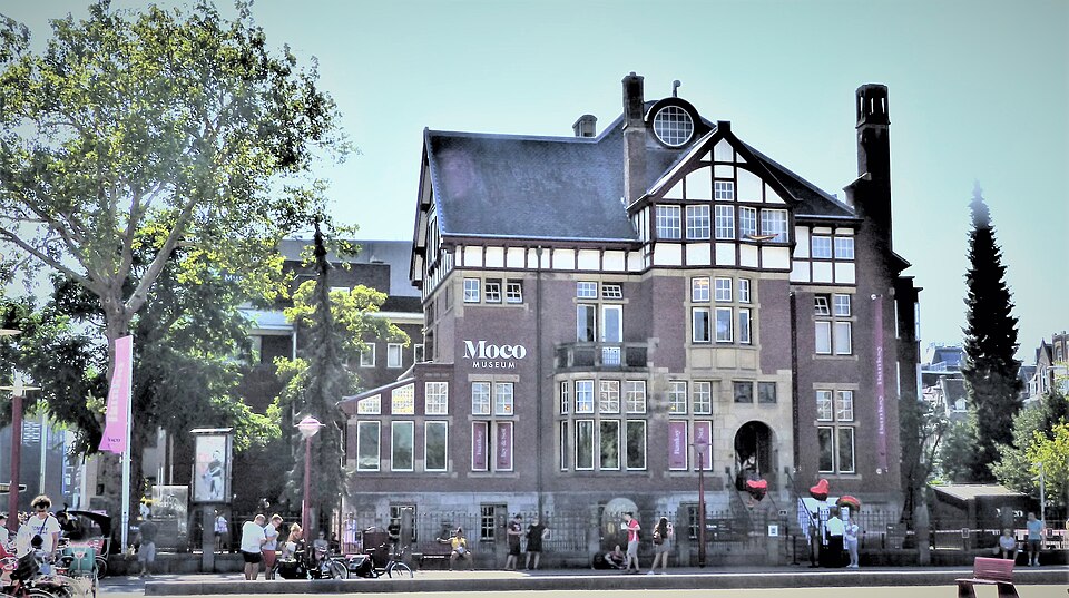 네덜린드 암스테르담 모코 미술관(Moco Museum)-대중과 가까운 현대미술