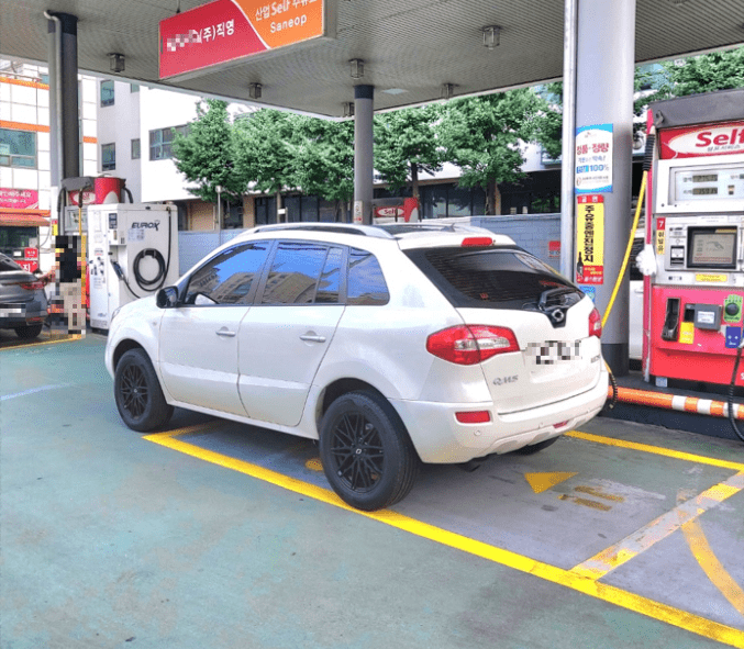 QM5 차량에 사제 단조휠 장착