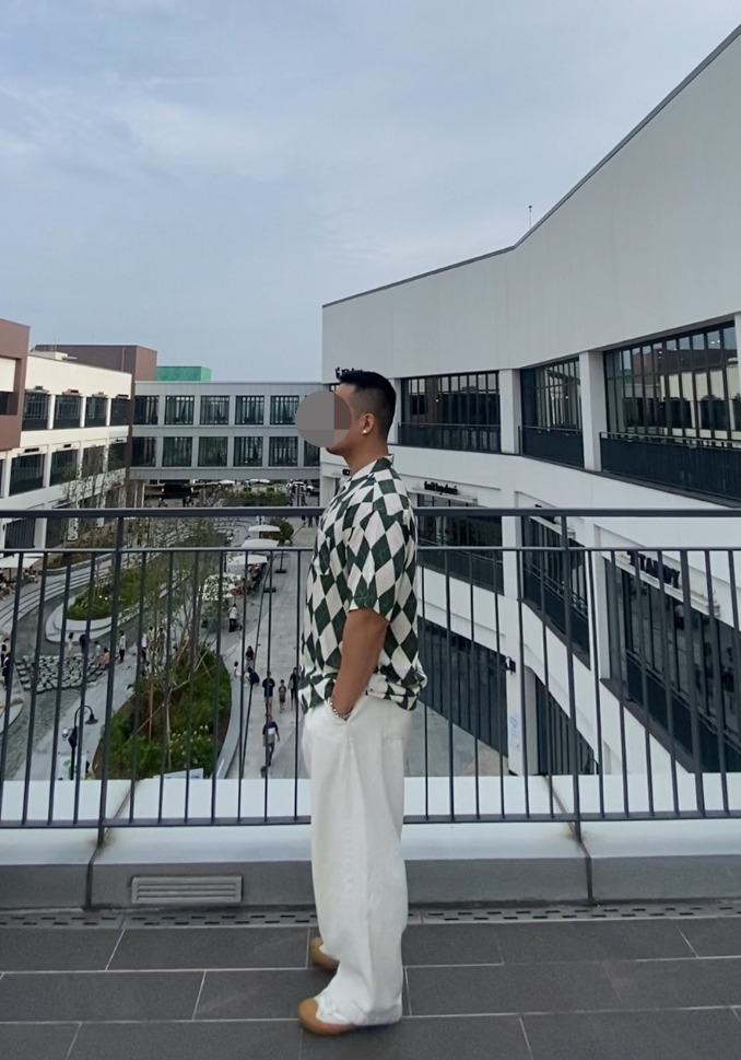 데일리룩('26. 7. 19.)아케인펑크 아가일 펑크 하프 오버사이즈 하와이안셔츠, 무신사스탠다드 와이드 벌룬팬츠, 스텔라레알레 컨버스, 서지컬스틸 팔찌, 마크-4 실버덤벨 피어싱