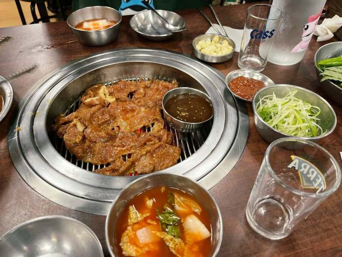 생생정보 한돈 돼지갈비 맛집