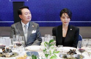 대통령 영부인 최초 재판