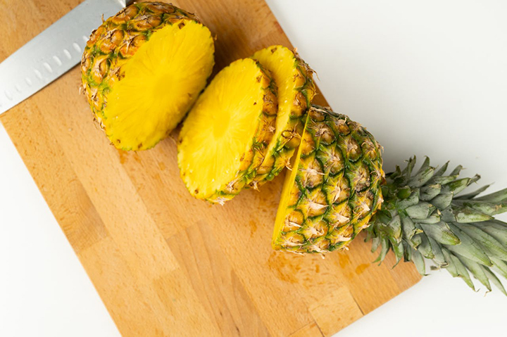 먹기-좋게-자른-파인애플