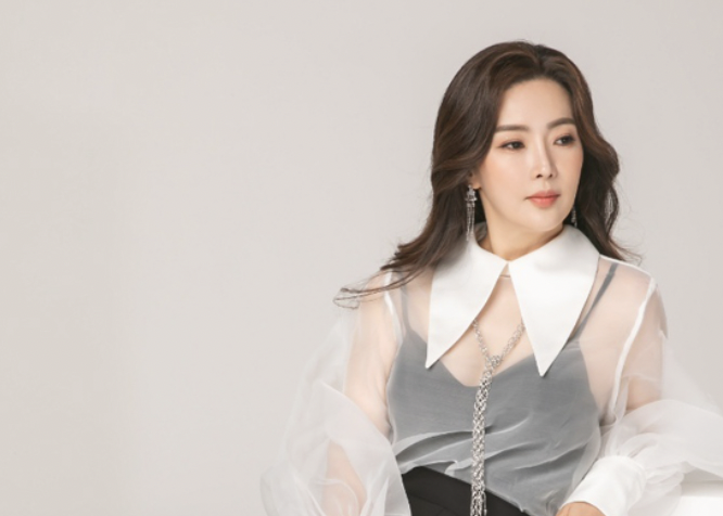 가수 최예진