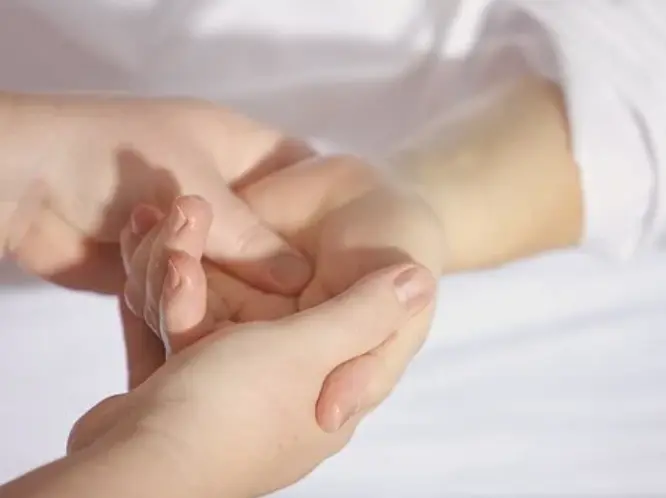 손저림 손목 손가락 마비