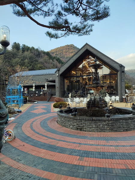 홍천 피콕빌리지 레스토랑 커피숍