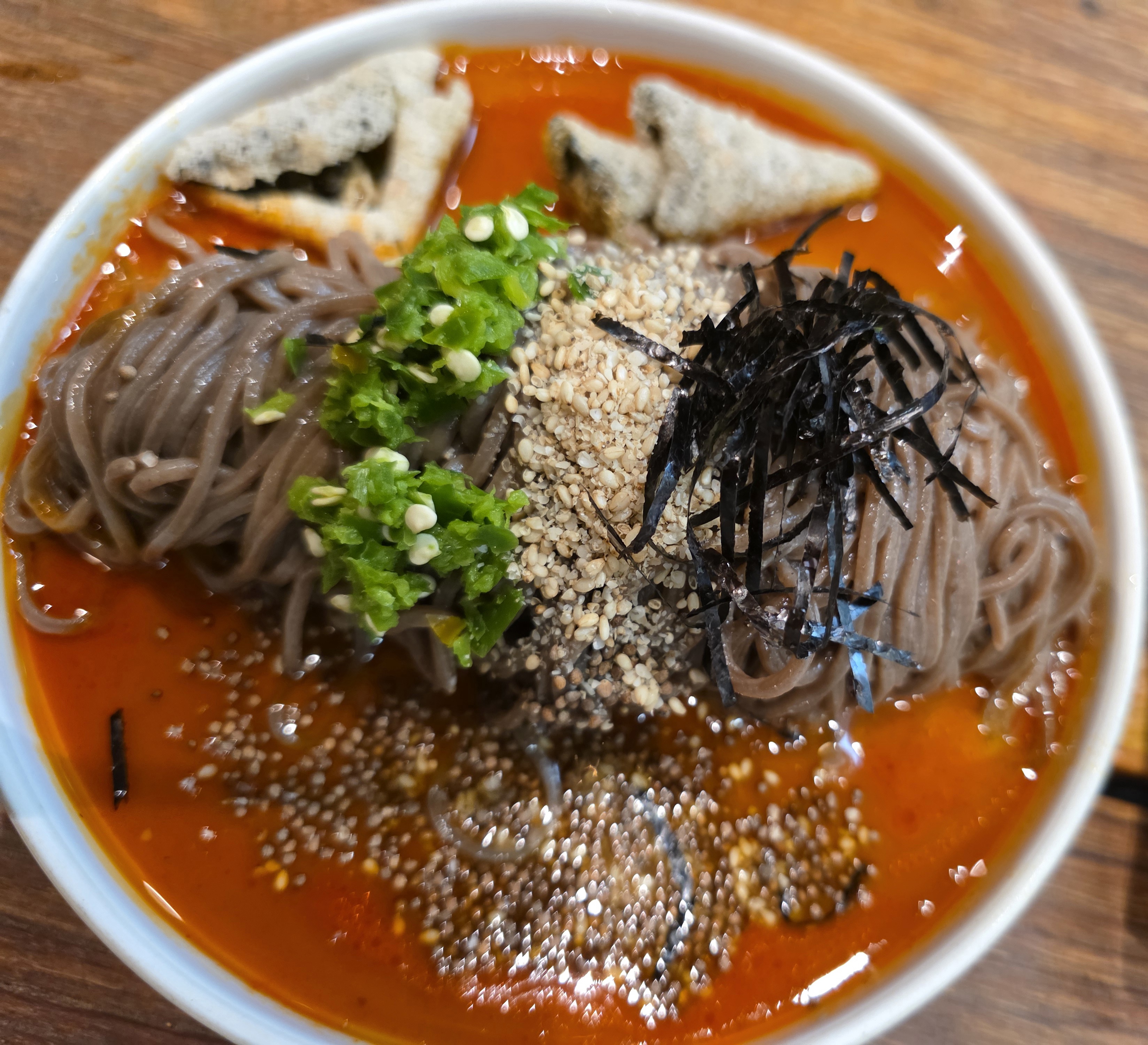 정희 매콤 들기름 메밀면 김가루 깨 토핑