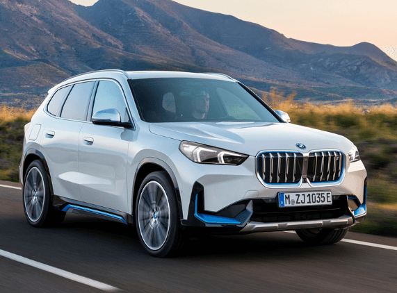 BMW iX1 익스테리어 디자인