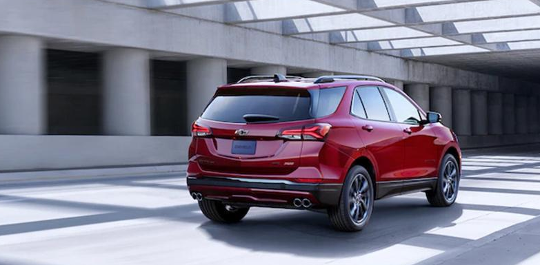 이 사진은 쉐보레 이쿼녹스의 후면부 모습입니다