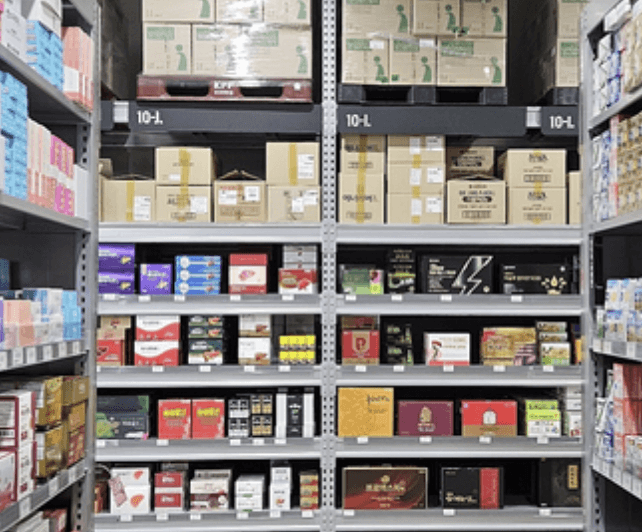 성남 창고형 약국 메가팩토리