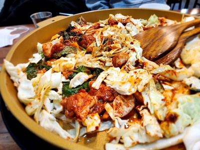 호반닭갈비판닭갈비