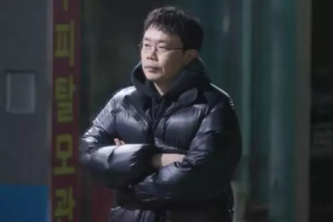 김인권 닮은꼴