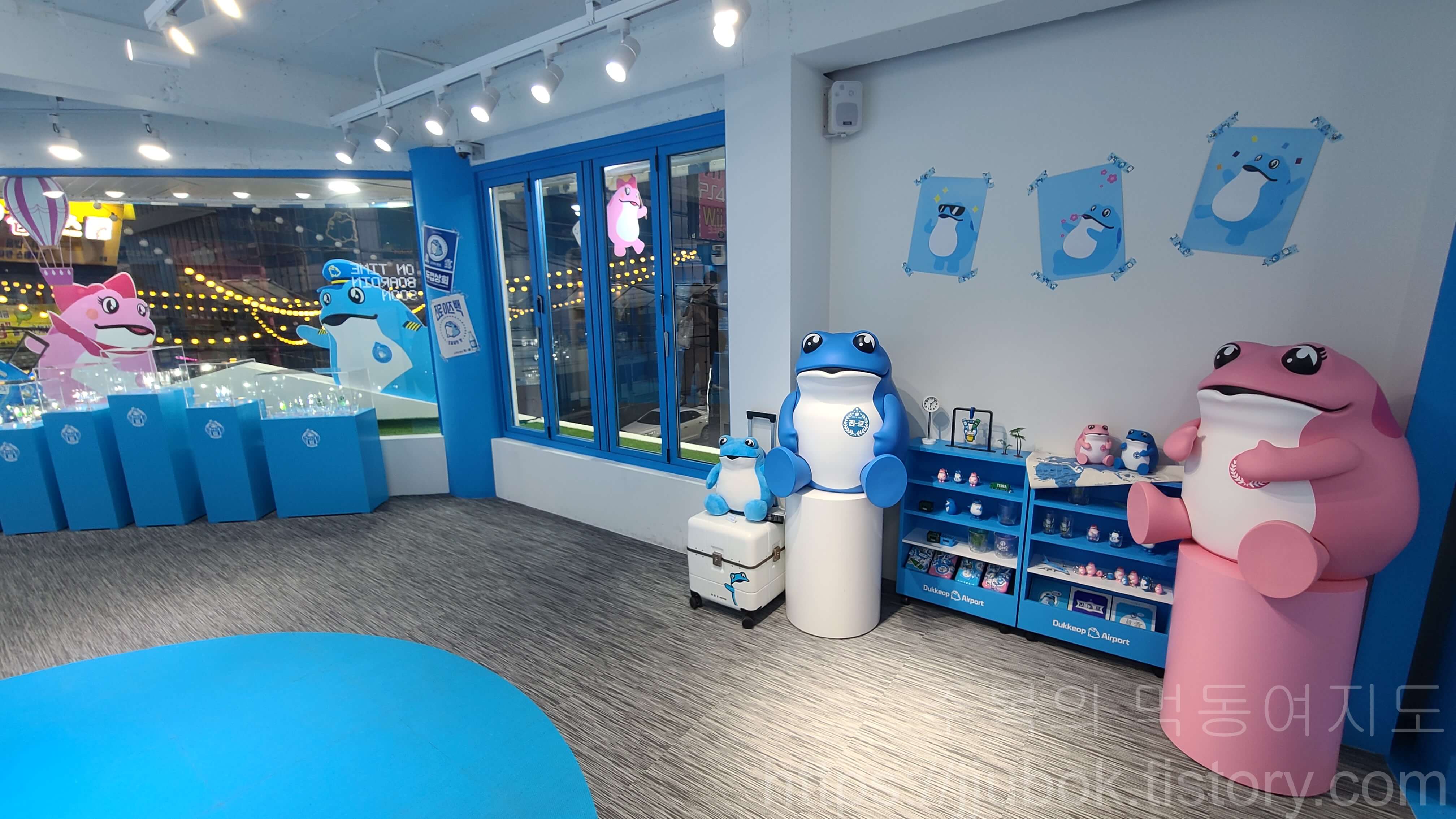 부평-두껍상회-2층-인테리어