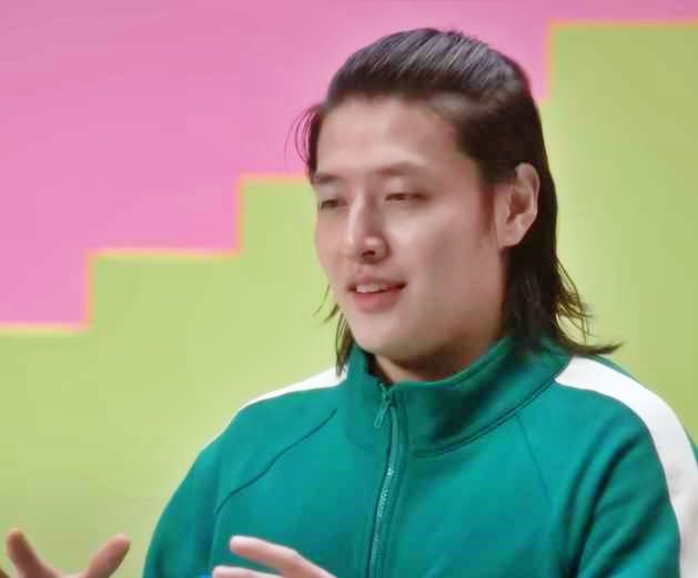 오징어게임-시즌2-참가자-대호-인터뷰-장면