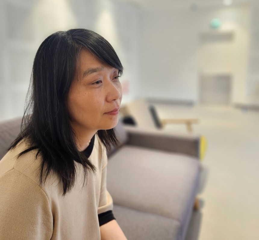 2024년 노벨 문학상 수상자에 선정된 소설가 한강.