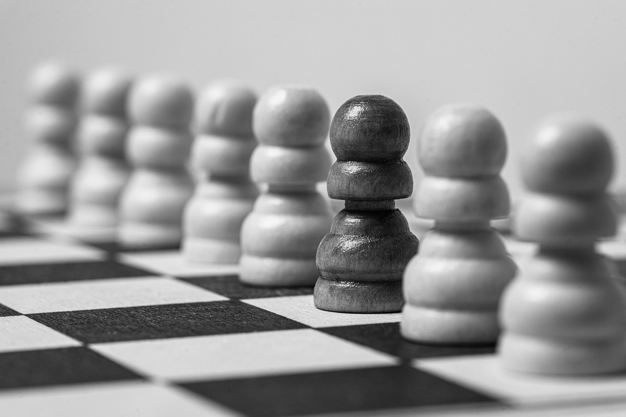 자영업 부부의 생존기 (생활비, 매출, 역할)