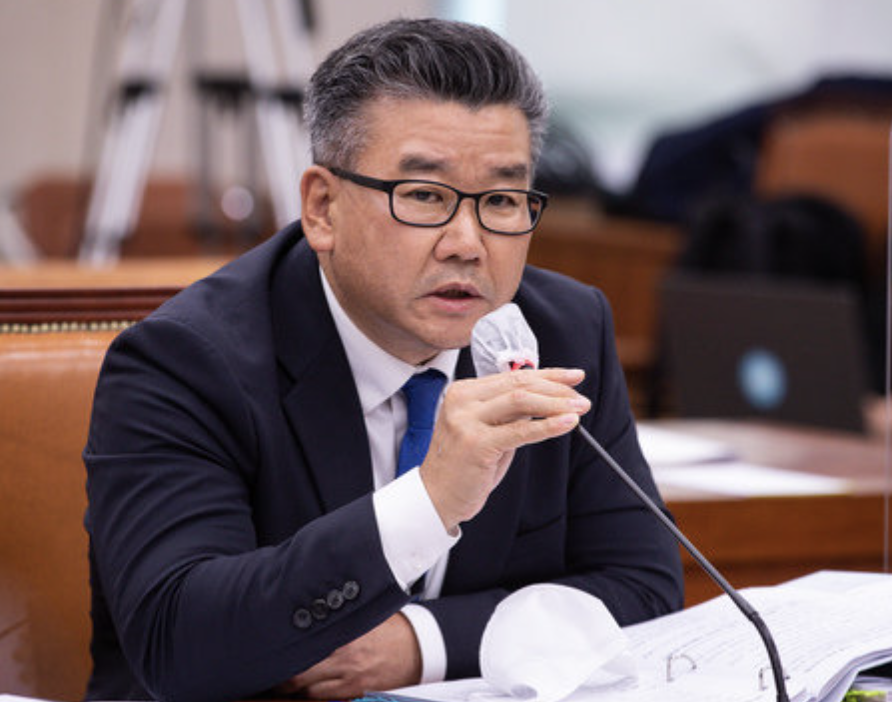 유병호 프로필