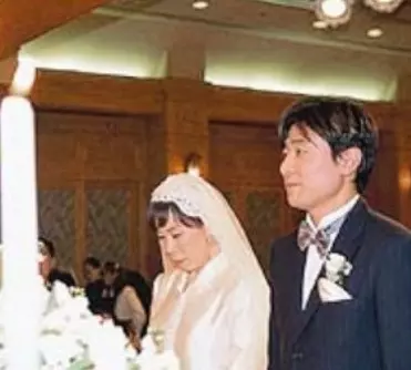 첫번째 결혼