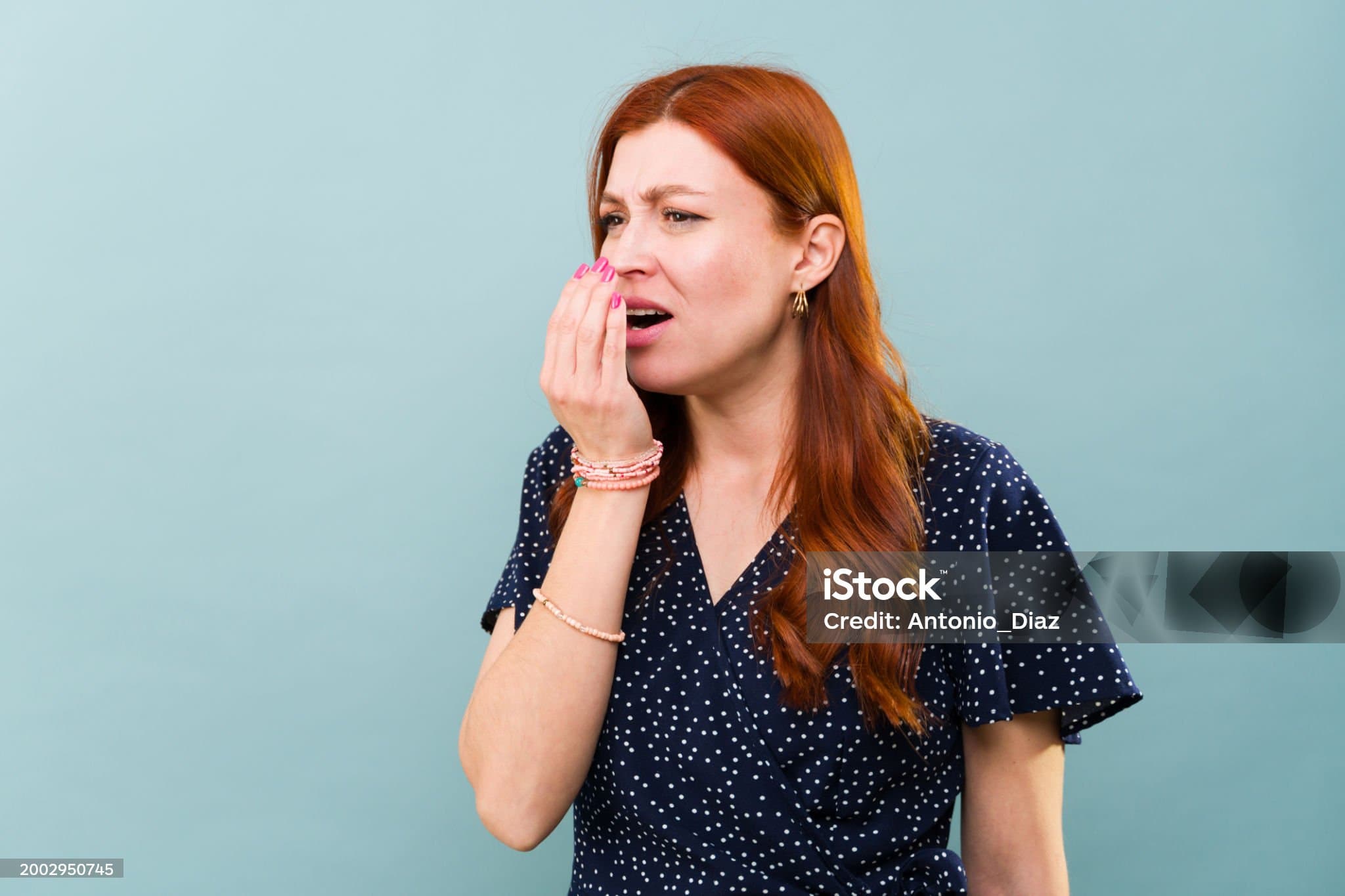 입 냄새 때문에 고민하는 소비자를 위한 구강 관리 아이템