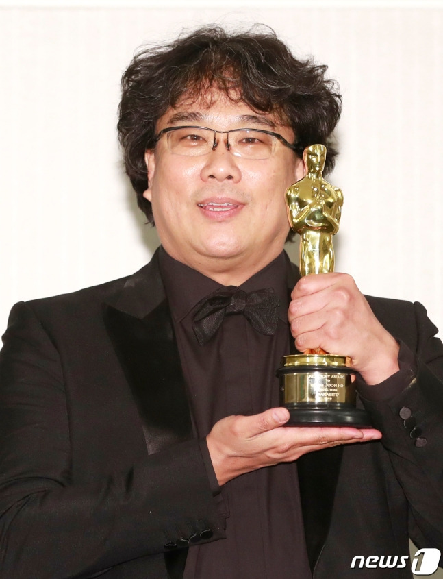 봉준호 감독 관련 사진