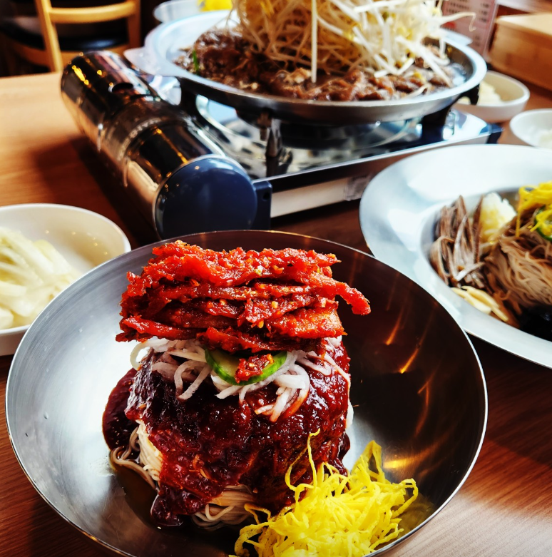 황태 비빔막국수