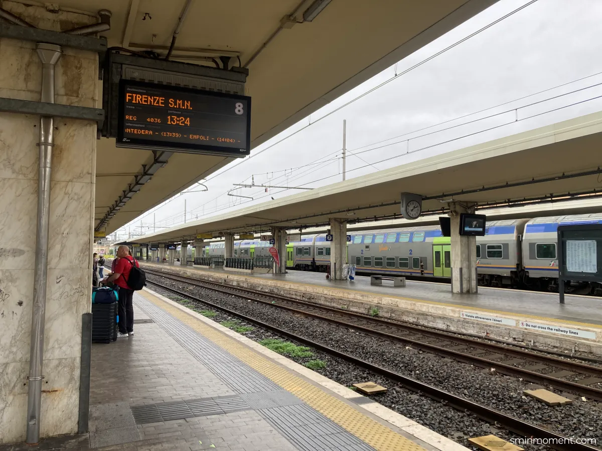 피사센트럴역-피렌체산타마리아노벨라역-돌아가기-플랫폼-기다리는중
