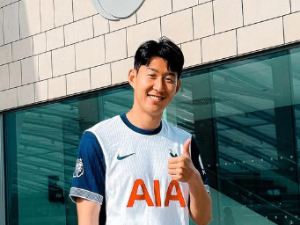 손흥민 이적 연봉 나이 고향 학력 프로필