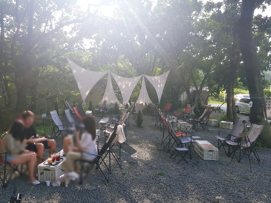 오드이븐 캠핑감성 좌석