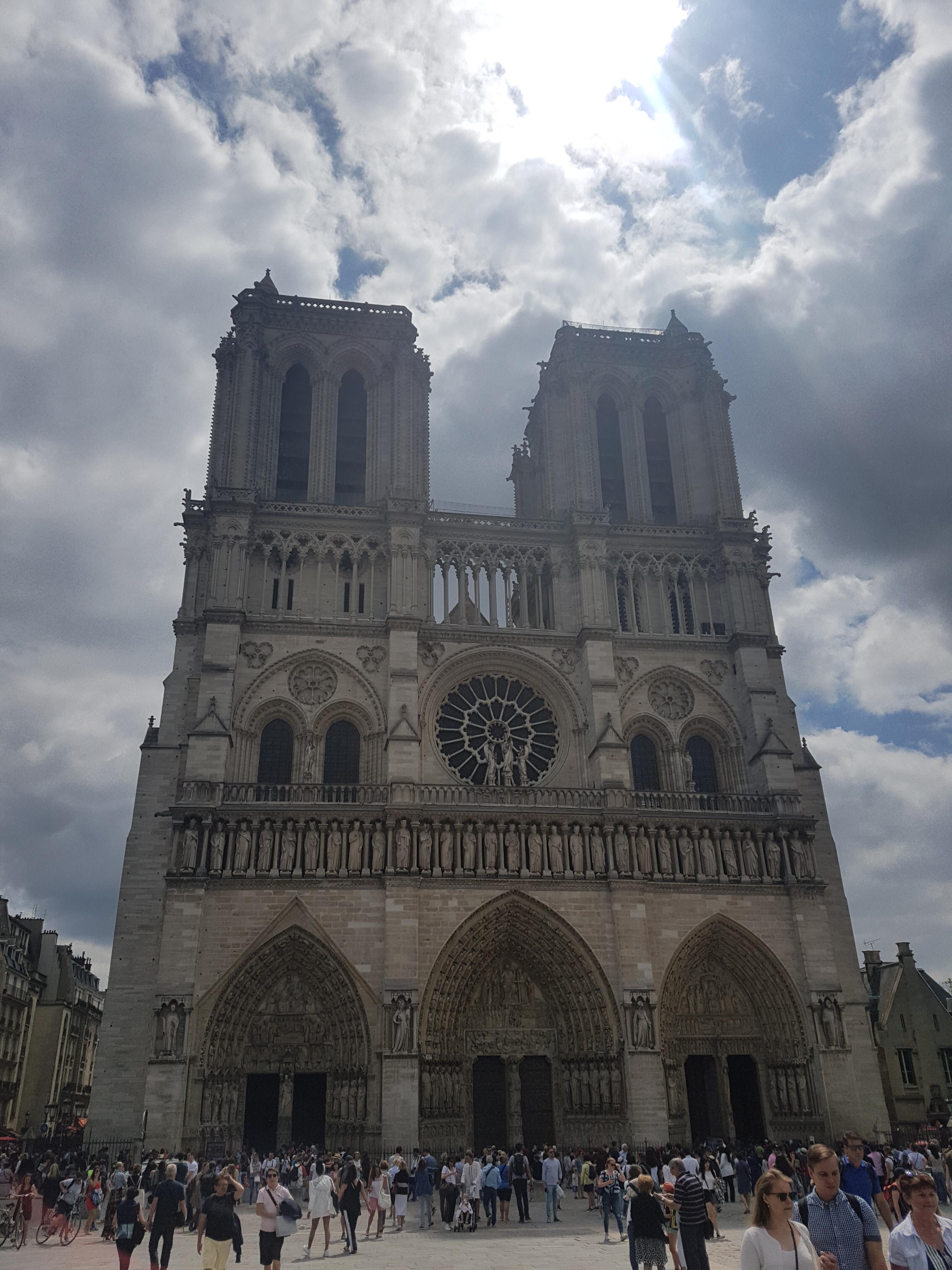 프랑스 파리의 노트르담 대성당