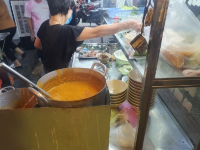 꽌푸홍 땅콩소스