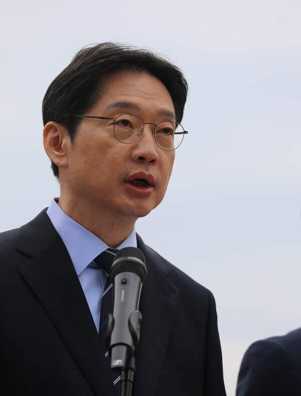 김경수 대통령 정무특보 프로필: 나이 학력 고향 盧 마지막 비서관의 18년 만 청와대 복귀