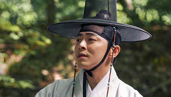 세작 매혹된자들 조정석