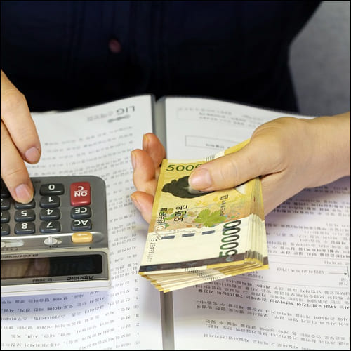 5만 원 권과 계산기