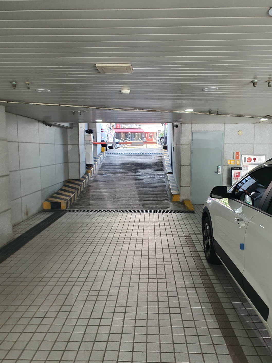 나이스파크는-무인주차사업을-선도합니다.