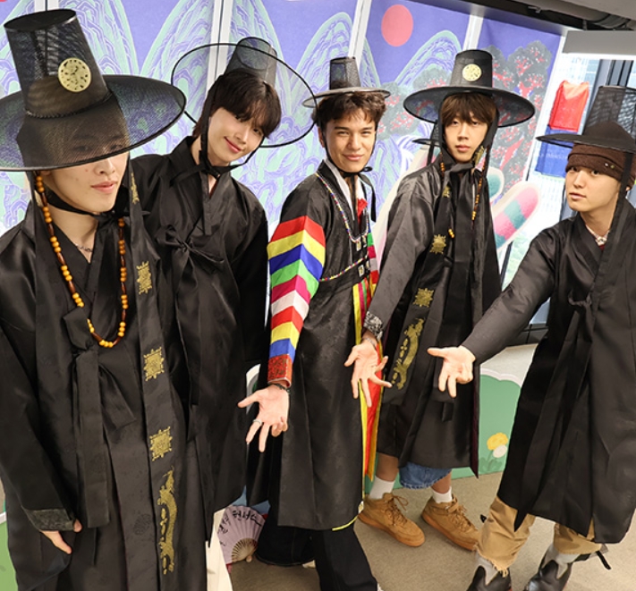 2025년 서울 여행 트렌드: 혼행부터 케데헌 체험