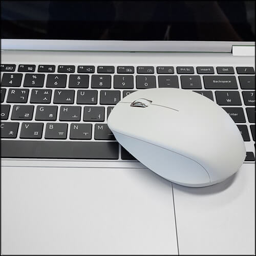 노트북-마우스-사진