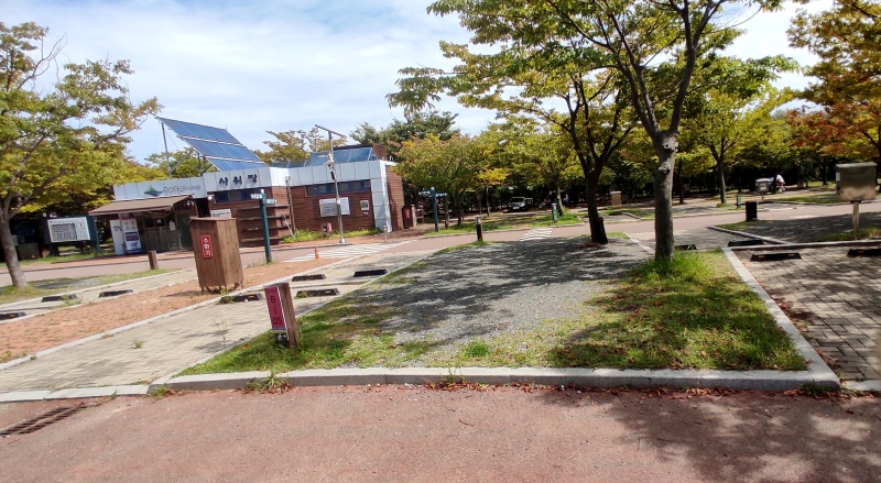 B-05 사이트와 붙어있는 B-14 사이트