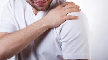 어깨통증의 괴로움