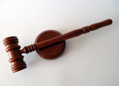 경매 마무리 의사봉 이미지