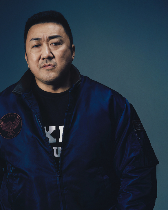배우 마동석이 넷플릭스 영화 &#39;황야&#39;(감독 허명행) 인터뷰에 앞서 포즈를 취하고 있다. [사진=넷플릭스]