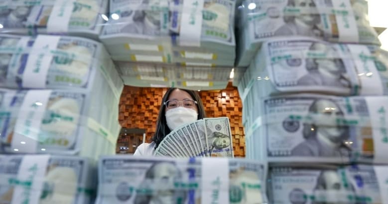 [미국물가 쇼크] 환율 곧 1,400원대 진입?...13년5개월 만에 최고치