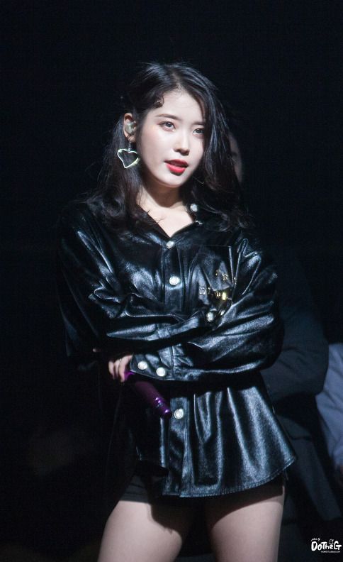 아이유 사진 모음 / 무대 코디 패션 / 일상 사복 패션